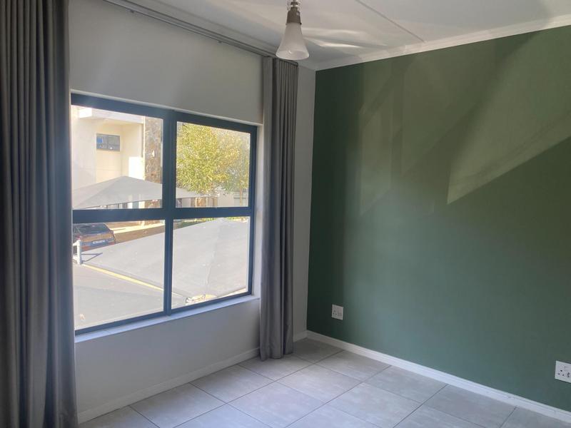 To Let 2 Bedroom Property for Rent in Richwood Western Cape